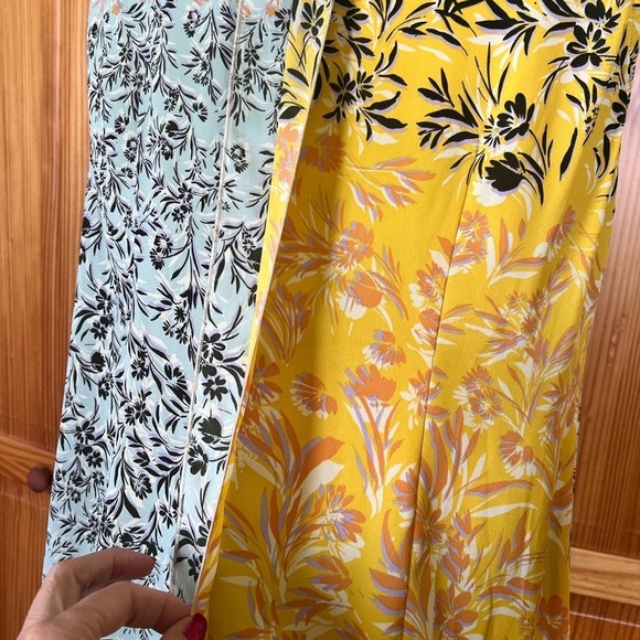 CAbi Medium Golden Glow Split Floral Sleeveless Shirt Tank Vibrant Long Length - Picture 7 of 11